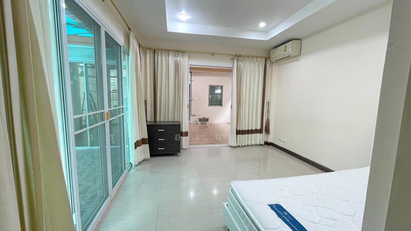 ให้เช่า - Laddarom Rattanathibet : ลัดดารมย์ รัตนาธิเบศร์, นนทบุรี