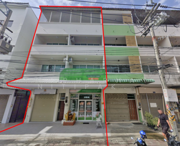 ขาย - CBS201 - ขายอาคารพาณิชย์ 2 คูหา 3 ชั้น พร้อมเกสเฮ้าส์ 8 ห้อง ฝั่งทะเลจอมเทียน รายได้ 50-80K /เดือน, ชลบุรี