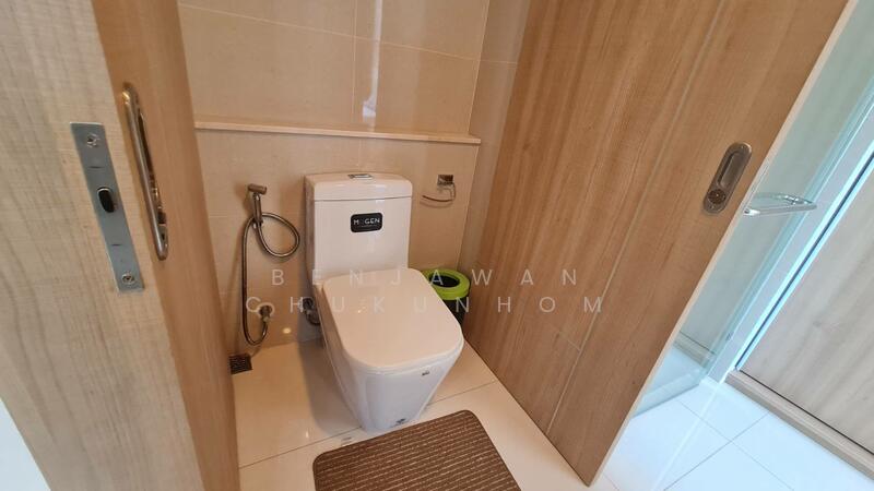 The Riviera Wongamat, Chon Buri (Pattaya), Na Kluea 16 Alley, Na Kloe, Bang Lamung (Pattaya), Chon Buri (Pattaya), 1 Bedroom, 35 sqm, Condo For Rent, by Benjawan Chukunhom, 60147494 - DDproperty.com