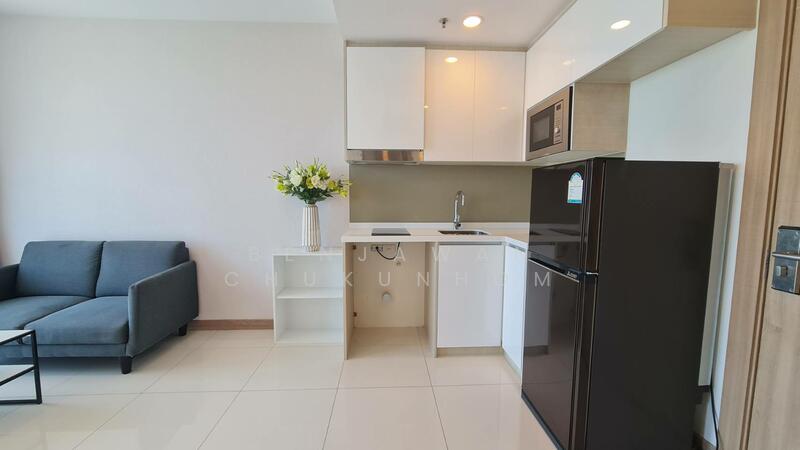 The Riviera Wongamat, Chon Buri (Pattaya), Na Kluea 16 Alley, Na Kloe, Bang Lamung (Pattaya), Chon Buri (Pattaya), 1 Bedroom, 35 sqm, Condo For Rent, by Benjawan Chukunhom, 60147494 - DDproperty.com