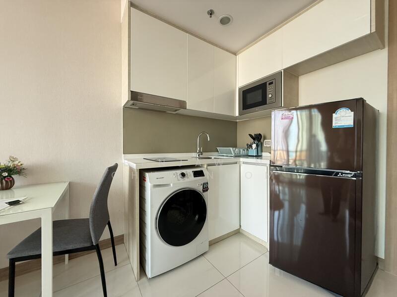 The Riviera Wongamat, Chon Buri (Pattaya), Na Kluea 16 Alley, Na Kloe, Bang Lamung (Pattaya), Chon Buri (Pattaya), 1 Bedroom, 35 sqm, Condo For Rent, by Benjawan Chukunhom, 60147494 - DDproperty.com