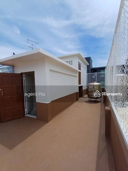 ให้เช่า - Commercial building for rent in Soi Lasalle (SPSAD3291), กรุงเทพ