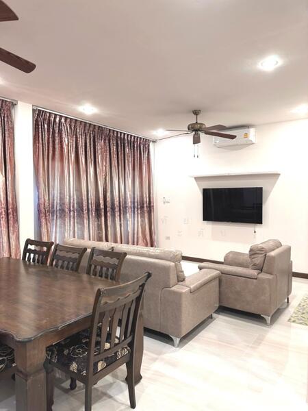 Pool Villa For Sale 9.5 MB 3 Bedrooms, 4 Bathrooms, Snooker Room, Phuket, Rawai, Muang Phuket, Phuket, 3 Bedrooms, 266 sqm, Villa For Sale, by Monruthai Kaewpradab, 60147588 - DDproperty.com