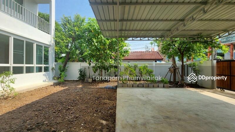 For Rent - 3-Bedroom House, Bangkok