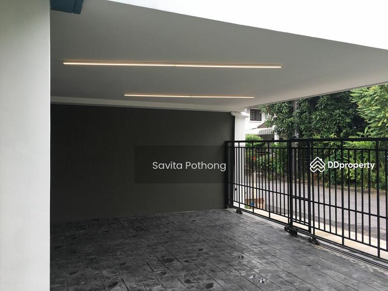 For Rent - 2-Bedroom House, Bangkok