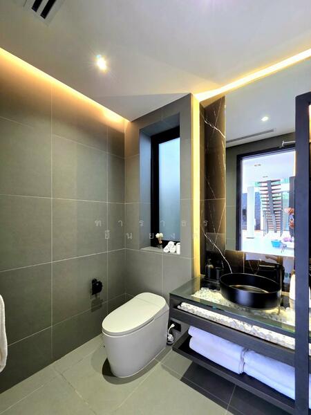 Jomtien Modern Pool Villa, Chon Buri (Pattaya), เลียบชายหาดจอมเทียน, Nong Pru, Bang Lamung (Pattaya), Chon Buri (Pattaya), 5 Bedrooms, 390 sqm, Villa For Rent, by Tharathorn Yuenyong, 60148194 - DDproperty.com