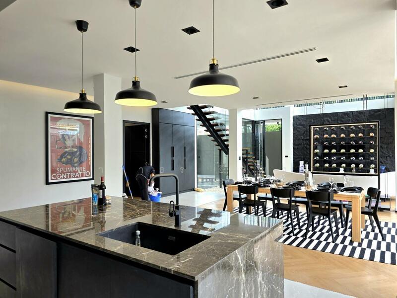 Jomtien Modern Pool Villa, Chon Buri (Pattaya), เลียบชายหาดจอมเทียน, Nong Pru, Bang Lamung (Pattaya), Chon Buri (Pattaya), 5 Bedrooms, 390 sqm, Villa For Rent, by Tharathorn Yuenyong, 60148194 - DDproperty.com