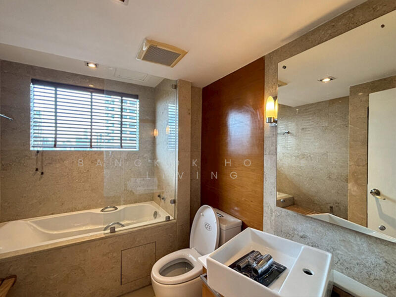 For Rent - Lakeview Residences, Bangkok