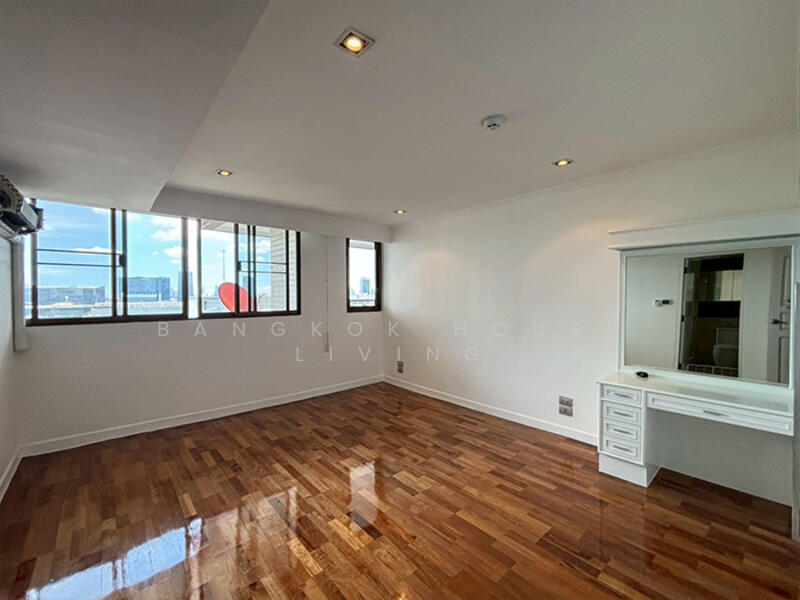 For Rent - Lakeview Residences, Bangkok