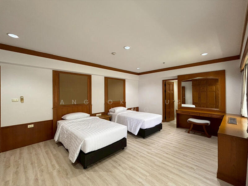 Centre Point Residence Phromphong : เซ็นเตอร์พ้อยท์ เรสซิเด้นซ์ พร้อมพงษ์, กรุงเทพ, ซ.สุขุมวิท39, คลองตันเหนือ, วัฒนา, กรุงเทพ, 325 ตร.ม., คอนโด ให้เช่า, โดย Bangkok House Living, 60148478 - DDproperty.com
