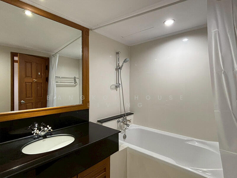Centre Point Residence Phromphong : เซ็นเตอร์พ้อยท์ เรสซิเด้นซ์ พร้อมพงษ์, กรุงเทพ, ซ.สุขุมวิท39, คลองตันเหนือ, วัฒนา, กรุงเทพ, 325 ตร.ม., คอนโด ให้เช่า, โดย Bangkok House Living, 60148478 - DDproperty.com