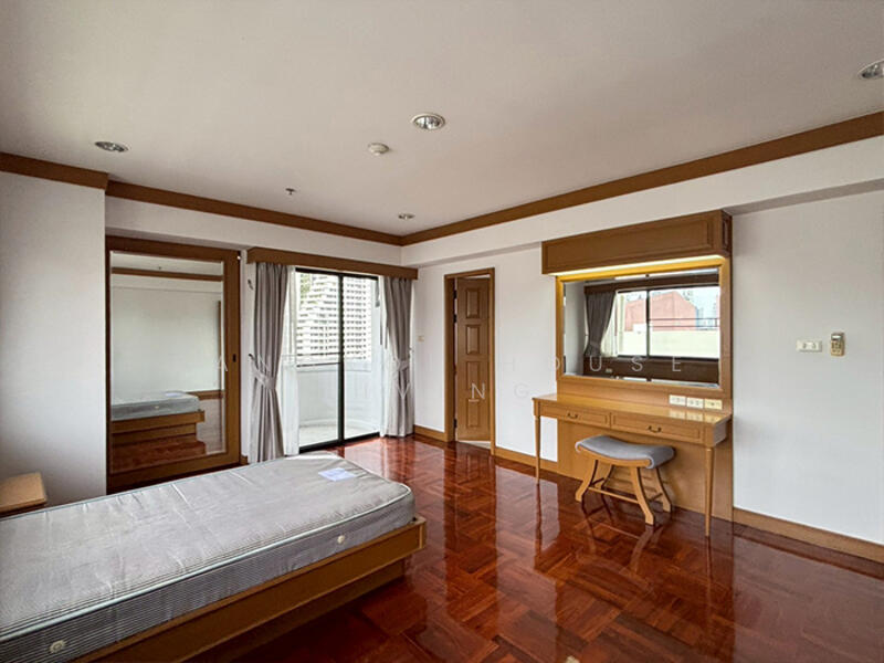 Centre Point Residence Phromphong : เซ็นเตอร์พ้อยท์ เรสซิเด้นซ์ พร้อมพงษ์, กรุงเทพ, ซ.สุขุมวิท39, คลองตันเหนือ, วัฒนา, กรุงเทพ, 325 ตร.ม., คอนโด ให้เช่า, โดย Bangkok House Living, 60148486 - DDproperty.com