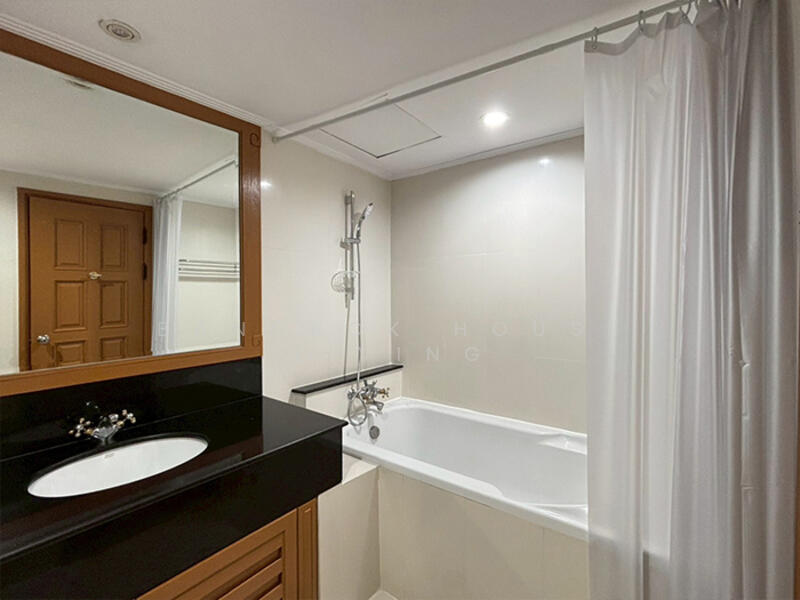 Centre Point Residence Phromphong : เซ็นเตอร์พ้อยท์ เรสซิเด้นซ์ พร้อมพงษ์, กรุงเทพ, ซ.สุขุมวิท39, คลองตันเหนือ, วัฒนา, กรุงเทพ, 325 ตร.ม., คอนโด ให้เช่า, โดย Bangkok House Living, 60148486 - DDproperty.com