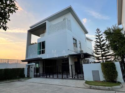 ขาย - Nirvana Absolute Krungthep Kreetha : เนอวานา แอบโซลูท กรุงเทพกรีฑา, กรุงเทพ