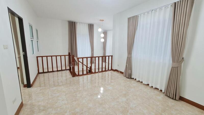 ขาย - หมู่บ้านสุขประยูรปาร์ค ถนนสุขประยูร ตำบลนาป่า อำเภอเมือง ชลบุรี, ชลบุรี