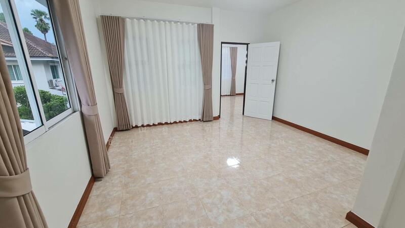 ขาย - หมู่บ้านสุขประยูรปาร์ค ถนนสุขประยูร ตำบลนาป่า อำเภอเมือง ชลบุรี, ชลบุรี