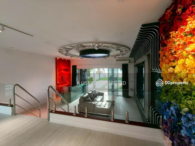 ให้เช่า - Pool Villa by Krating Lai Beach, ชลบุรี