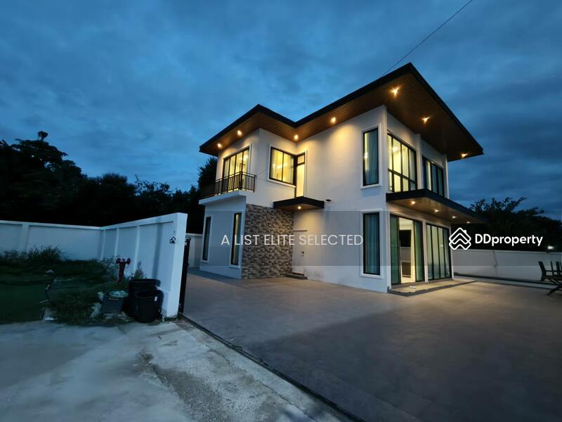ให้เช่า - พูลวิลล่า 2 ชั้น ในห้วยใหญ่, ชลบุรี