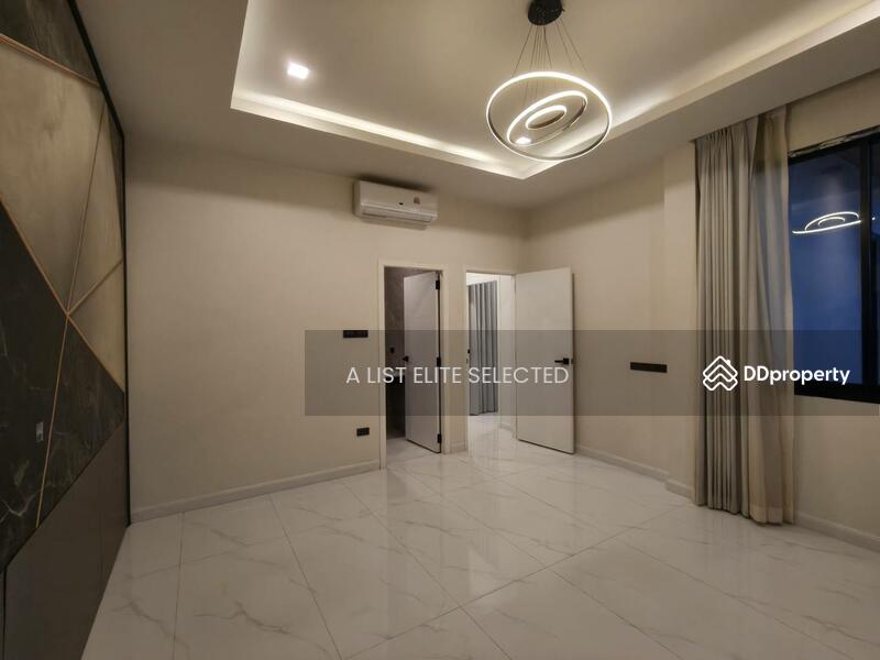 For Rent - 2-Storey Pool Villa in Huay Yai, Chon Buri