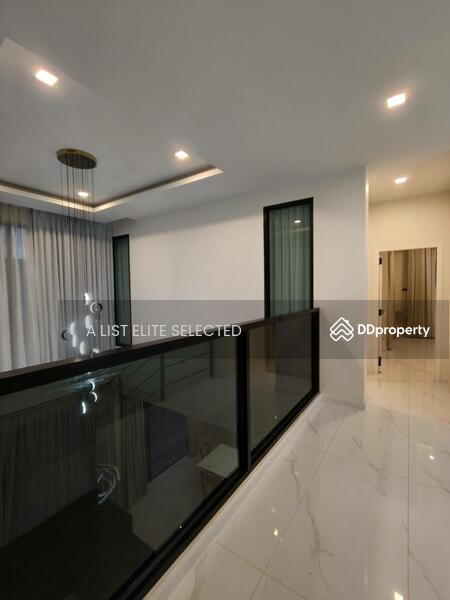 For Rent - 2-Storey Pool Villa in Huay Yai, Chon Buri