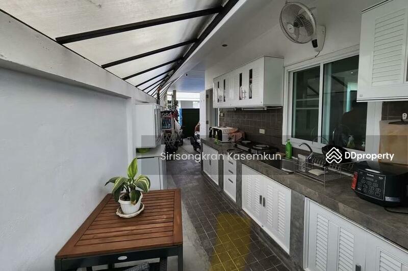 ให้เช่า - บ้าน 2-ห้องนอน, ชลบุรี