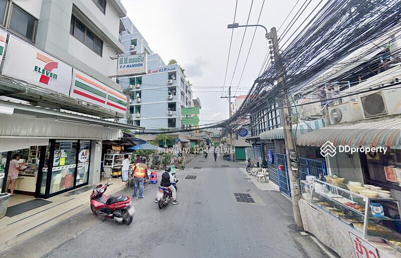 ให้เช่า - พื้นที่ให้เช่าเชิงพาณิชย์ย่านห้วยขวาง 750 ตรม. ใกล้ M9 Square, กรุงเทพ