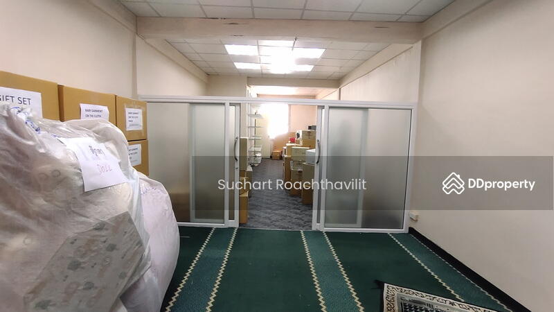 For Rent - Double Shophouse for Rent, 3 storey, size 28 tarangwah @Phromphong area, Bangkok