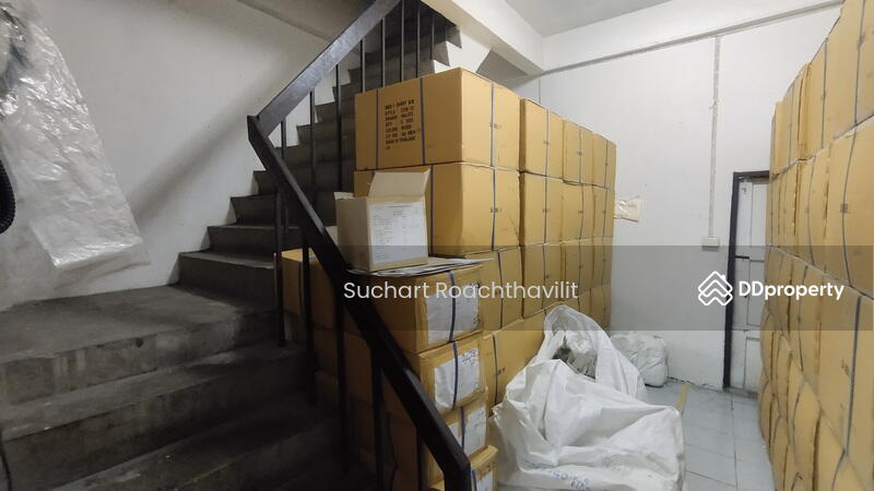 For Rent - Double Shophouse for Rent, 3 storey, size 28 tarangwah @Phromphong area, Bangkok