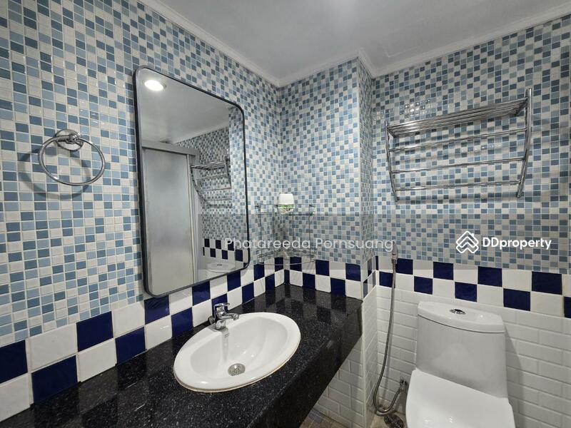For Rent - Lumpini Place Narathiwas Ratchanakarin, Bangkok