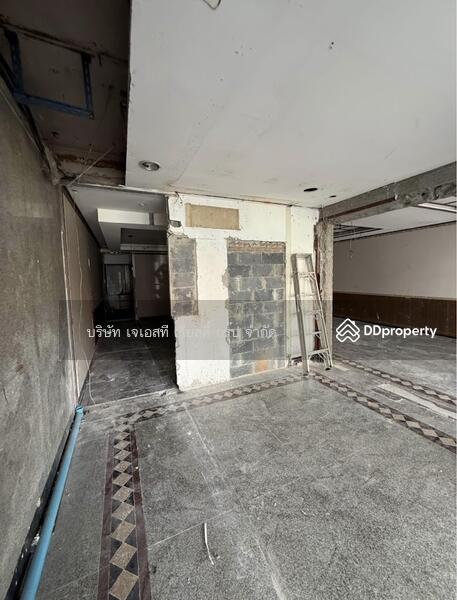 ให้เช่า - Phahon Yothin Commercial Building, กรุงเทพ