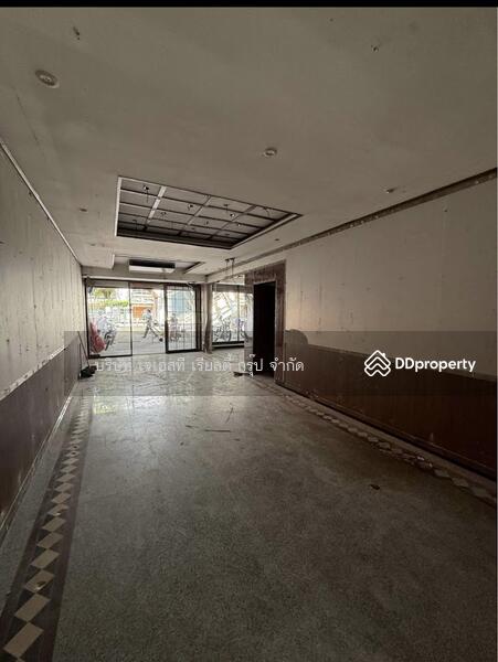 ให้เช่า - Phahon Yothin Commercial Building, กรุงเทพ