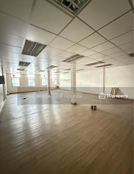ให้เช่า - Phahon Yothin Commercial Building, กรุงเทพ