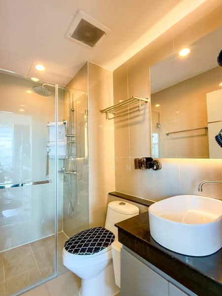 The Grand Jomtien Pattaya Beach, Chon Buri (Pattaya), 555/1465 Village No. 12, Nong Pru, Bang Lamung (Pattaya), Chon Buri (Pattaya), 1 Bedroom, 44 sqm, Condo For Sale, by Chanya Rojana, 60149773 - DDproperty.com