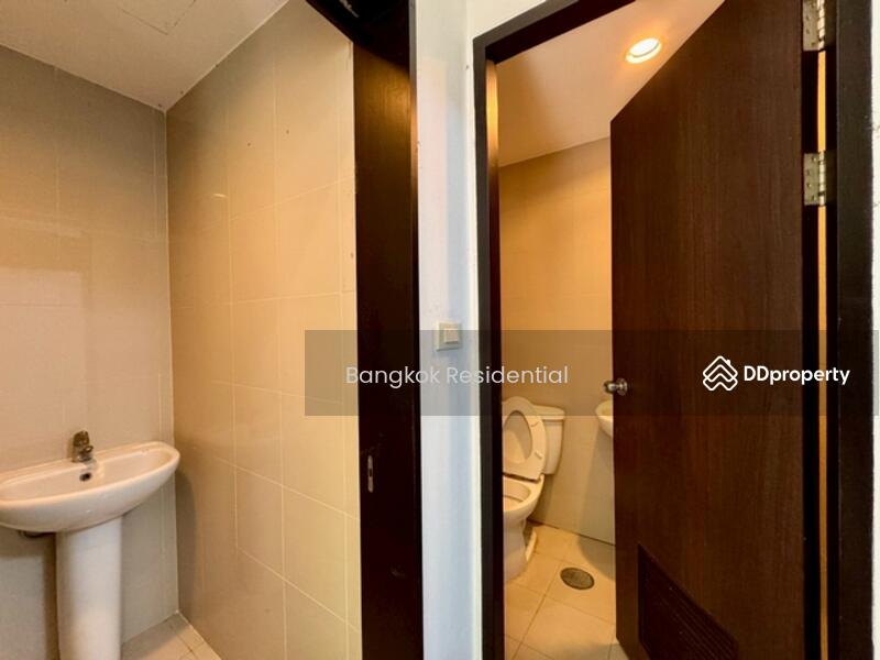 For Rent - Baan Sukhumvit 18, Bangkok