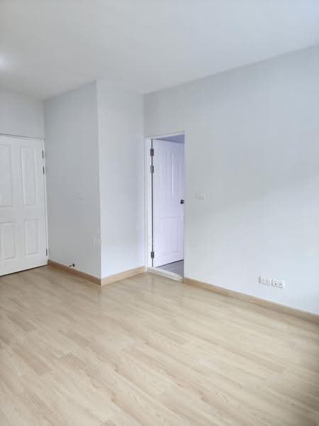 Areeya Daily Kaset-Nawamintr, Bangkok, Ladplakhao Road, Chorake Bua, Lat Phrao, Bangkok, 3 Bedrooms, 160 sqm, Townhouse For Sale, by Jakkrit Nilchoo, 60150436 - DDproperty.com