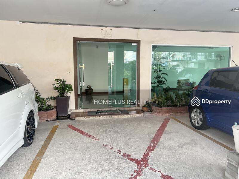 For Rent - Family House Ladprao 71, Bangkok