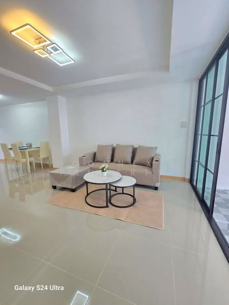 Moobaan KC Ramintra 3 : หมู่บ้านเคซีรามอินทรา 3, กรุงเทพ, ซอยหทัยราษฎร์ 39, สามวาตะวันตก, คลองสามวา, กรุงเทพ, 86 ตร.ม., ทาวน์เฮ้าส์ ขาย, โดย Connex Property, 60151490 - DDproperty.com