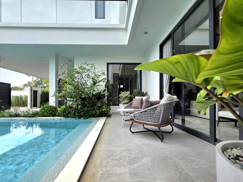 Pattaya Pool Villa, Chon Buri (Pattaya), Nong Pru, Bang Lamung (Pattaya), Chon Buri (Pattaya), 4 Bedrooms, 400 sqm, Villa For Sale, by Tharathorn Yuenyong, 60151877 - DDproperty.com