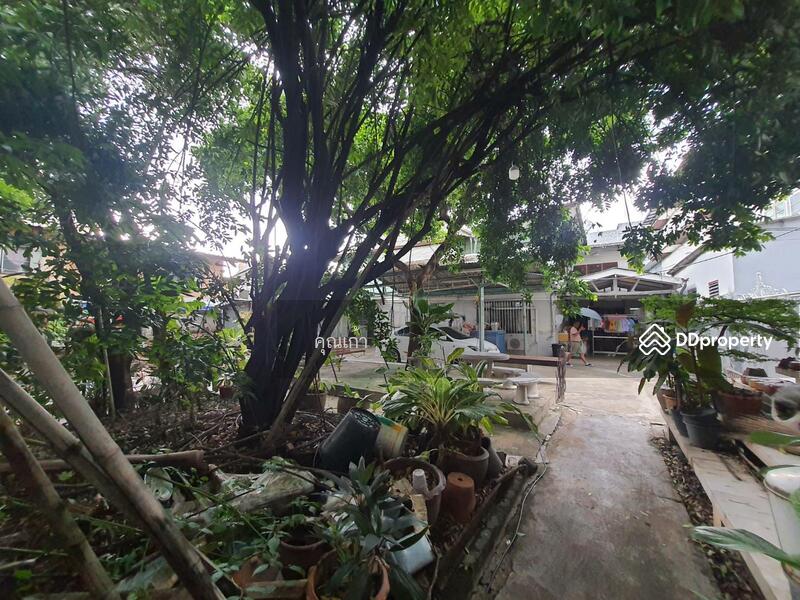 ขาย - ที่ดินพร้อมบ้าน, กรุงเทพ