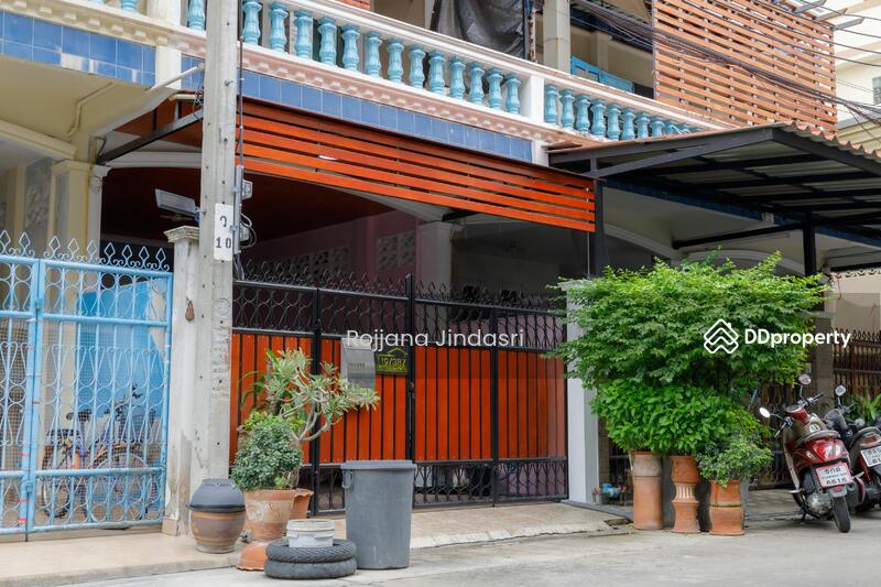 For Rent - 4-Bedroom House, Bangkok