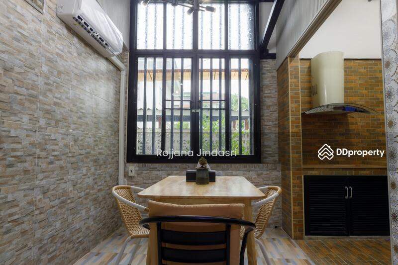For Rent - 4-Bedroom House, Bangkok