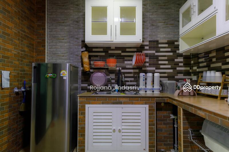 For Rent - 4-Bedroom House, Bangkok