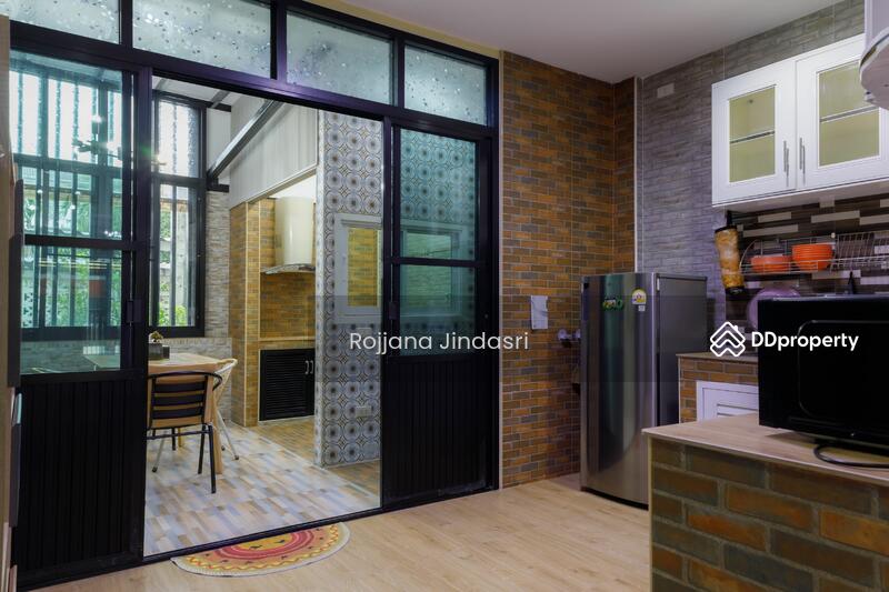 For Rent - 4-Bedroom House, Bangkok