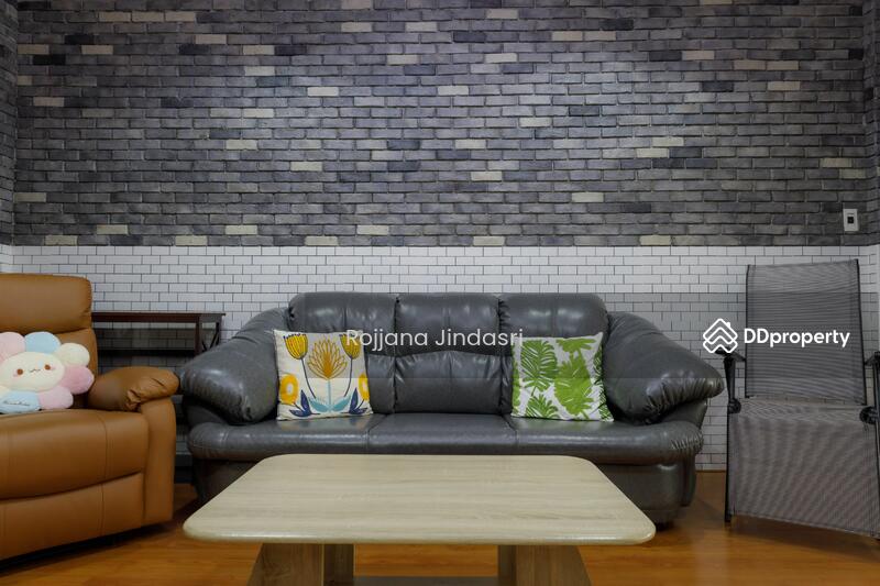 For Rent - 4-Bedroom House, Bangkok