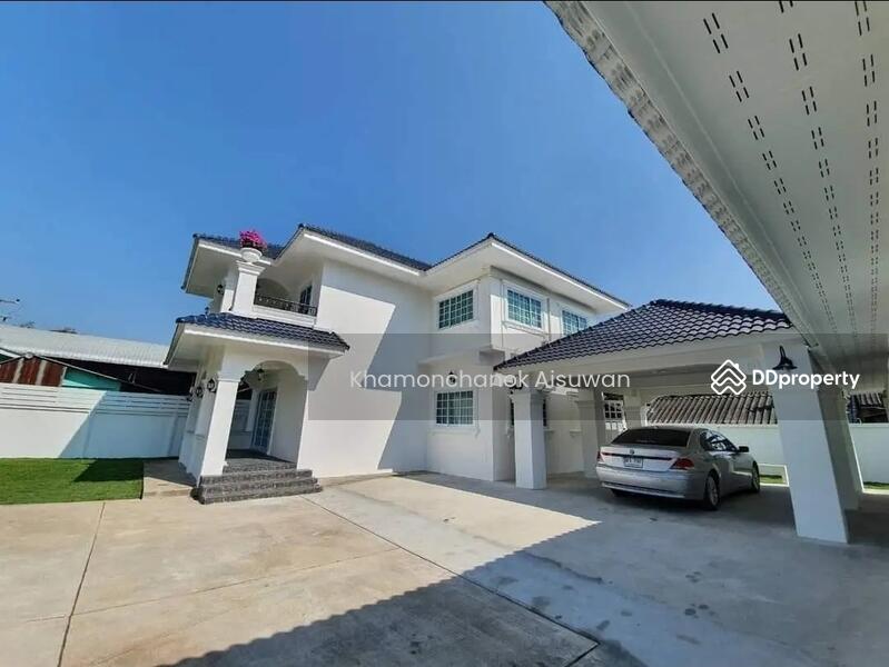 For Sale - 5 bedrooms 5 bathroom Luxury house in Sanpatong, Chiang Mai