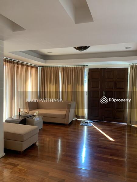 For Rent - ็HOUSE FOR RENT 160 SQ.W 3 BEDROOM 4 BATHROOM 6 PARKING, Bangkok