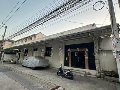 ขาย - กรุงเทพ, กรุงเทพ