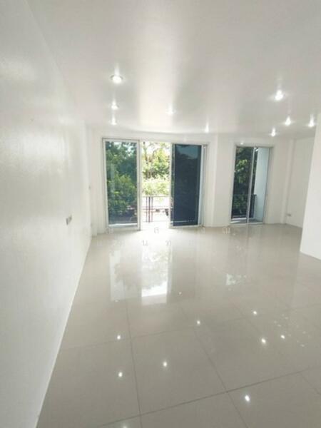 For Rent - ถนนรามอินทรา ซอยรามอินทรา แขวงคันนายาว เขตคันนายาว กรุงเทพมหานคร 10230, Bangkok