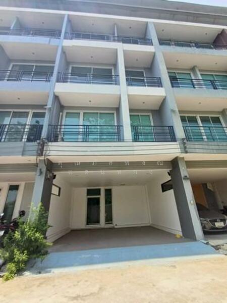 For Rent - ถนนรามอินทรา ซอยรามอินทรา แขวงคันนายาว เขตคันนายาว กรุงเทพมหานคร 10230, Bangkok