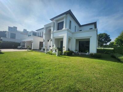 ขาย - Baan Sansiri Pattanakarn : บ้านแสนสิริ พัฒนาการ, กรุงเทพ